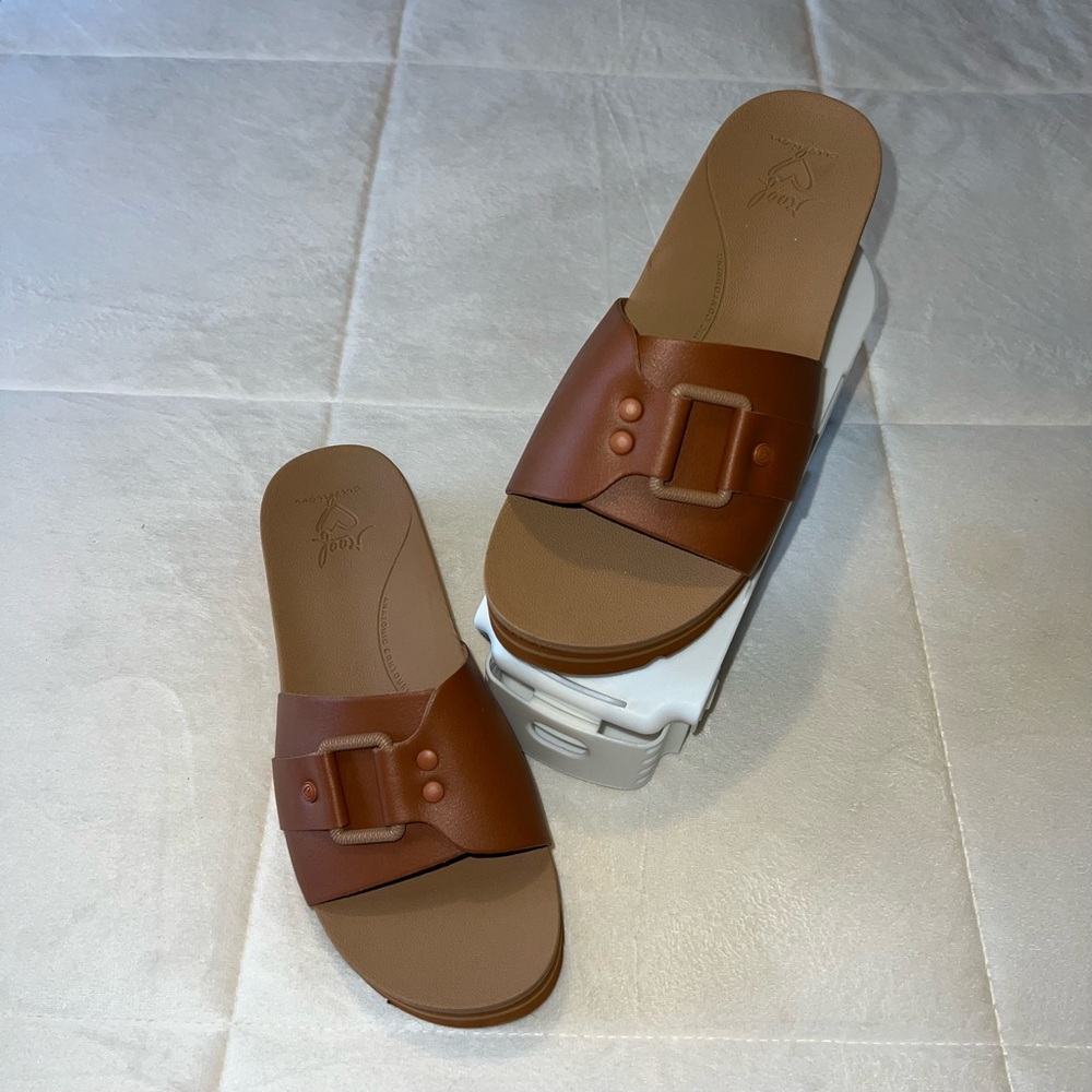 Reef Tan Horizon Hi Slide Sandals